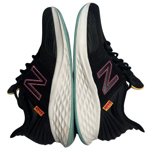 New Balance Fresh Foam Sneakers. Women’s Size 9. - Picture 2 of 6